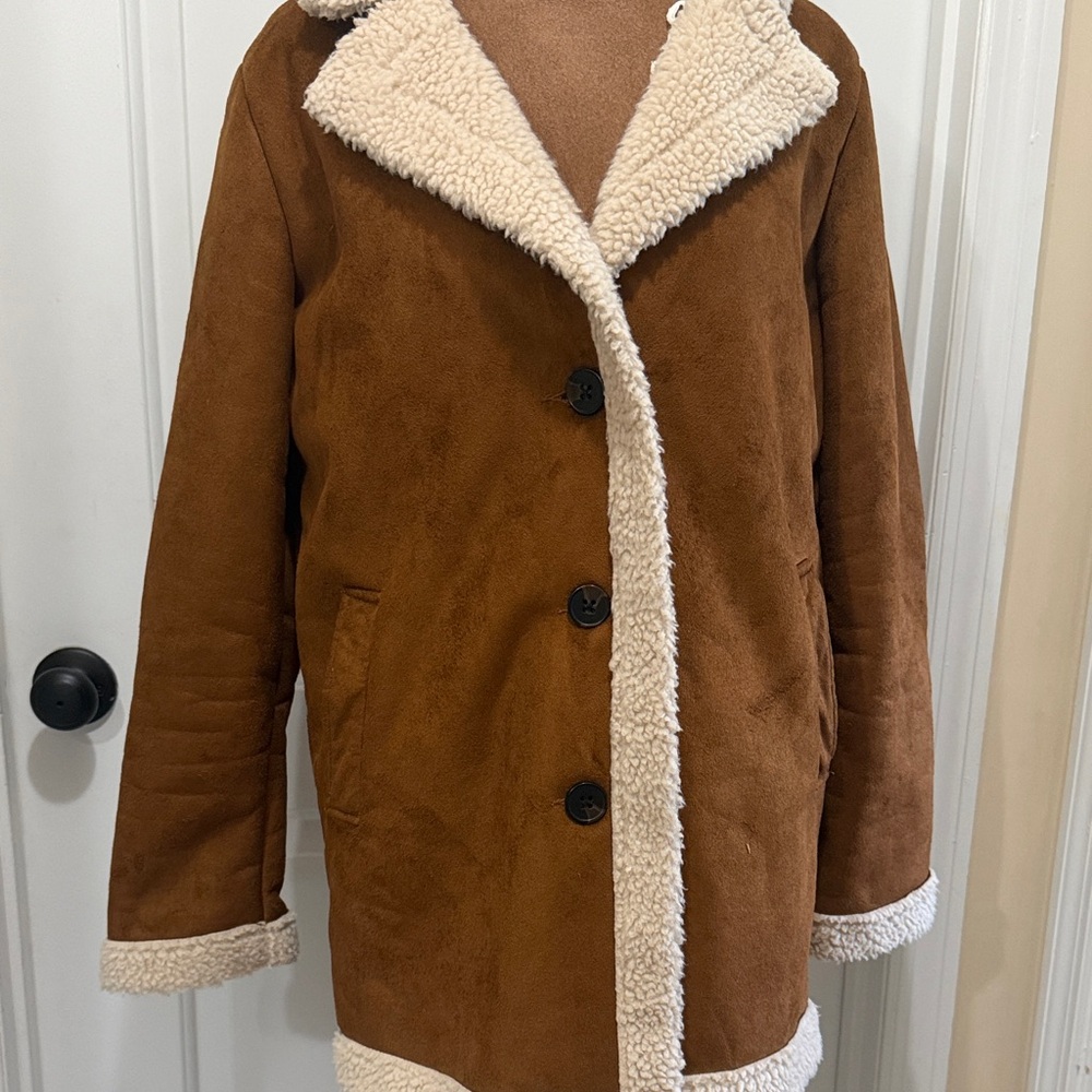 Wild Fable Faux Fur /Leather Brown Button Up Jacket with Cream Interior - Picture 3 of 6